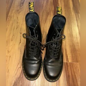 Dr.Martens